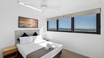 3 habitaciones, decoración personalizada y muebles diferentes