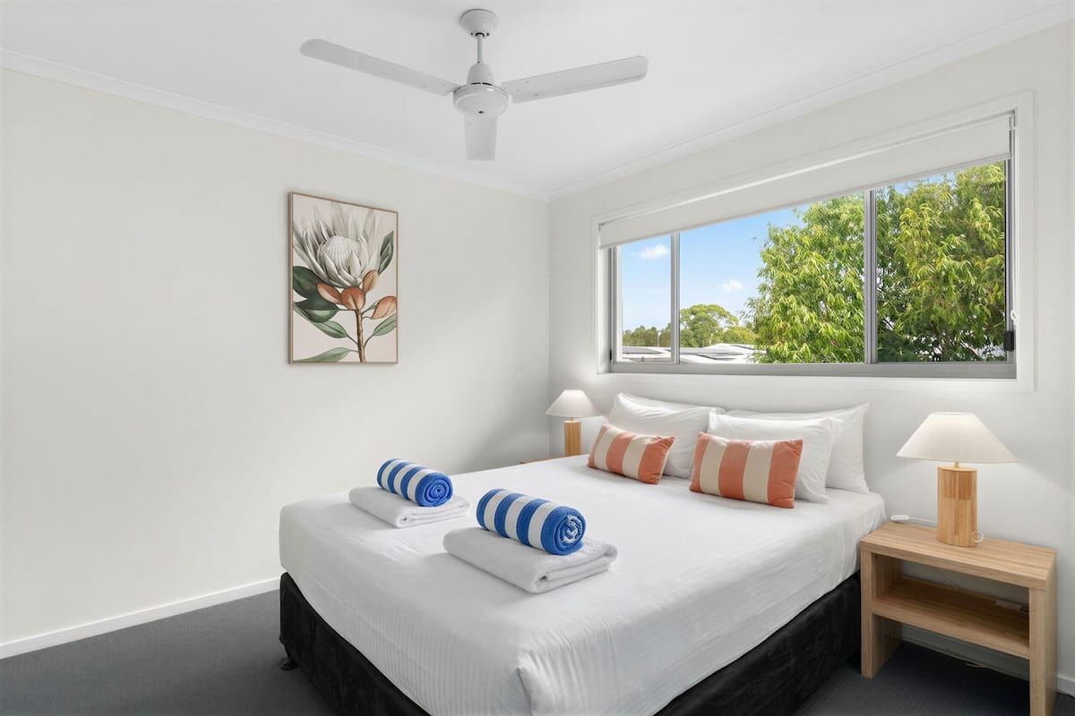 Desk, iron/ironing board, free WiFi, bed sheets