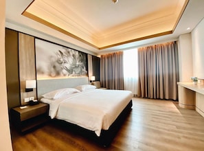 Deluxe Room (King) | Room amenity - Hotel Orchardz Jayakarta (Jakarta)