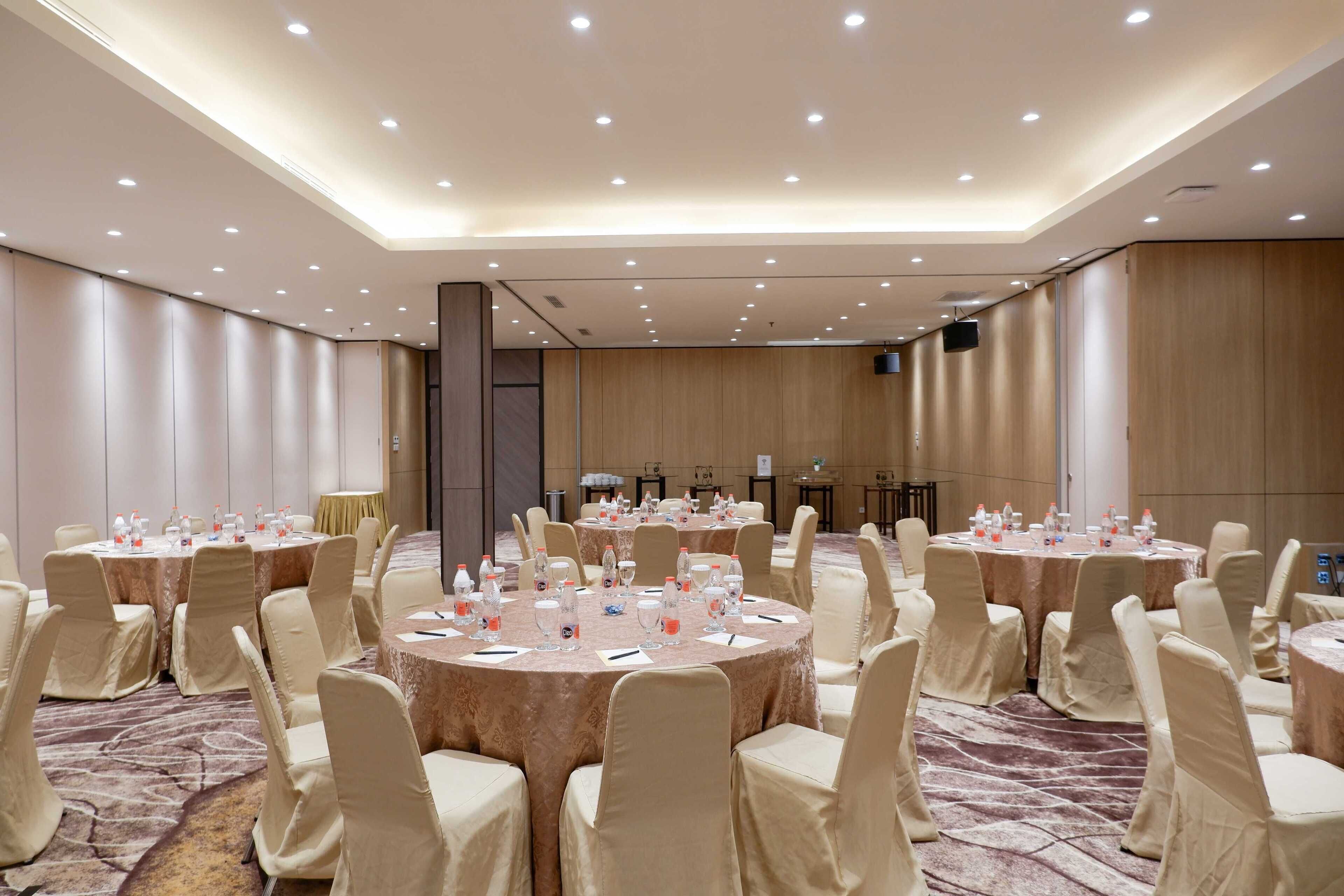 Photo - Orchardz Jayakarta