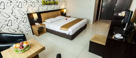 Premium-sengetøj, minibar, pengeskab på værelset, skrivebord