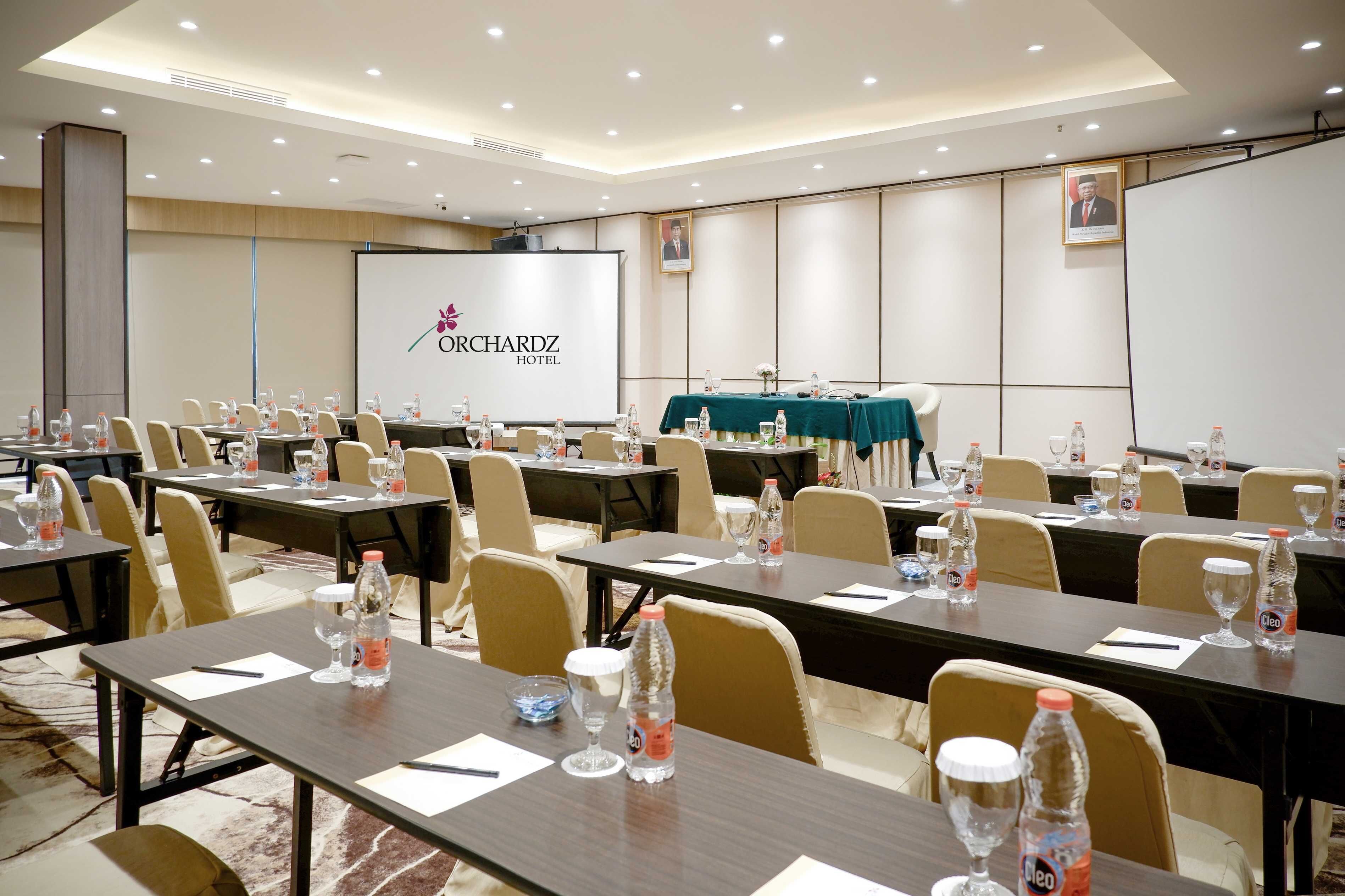 Photo - Orchardz Jayakarta