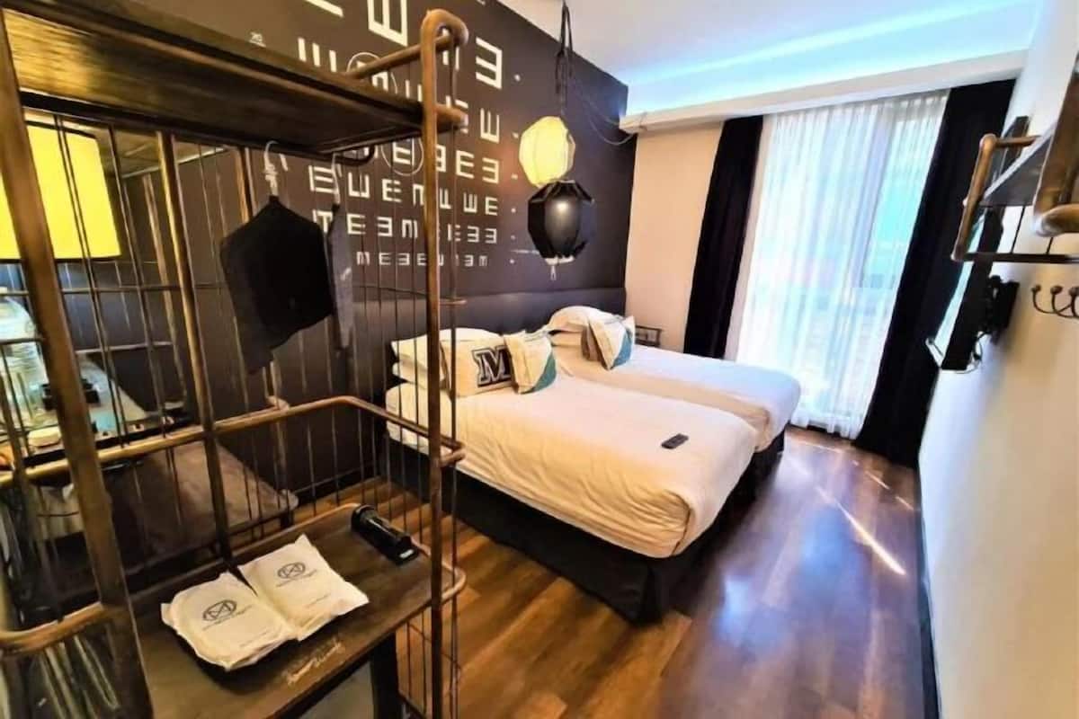 Minibar, in-room safe, desk, soundproofing