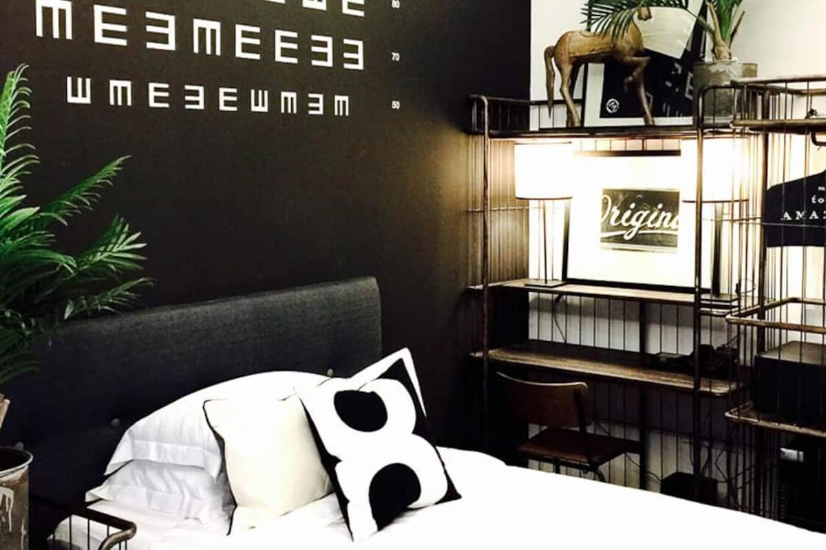 Superior-Zweibettzimmer | Minibar, Zimmersafe, Schreibtisch, schallisolierte Zimmer