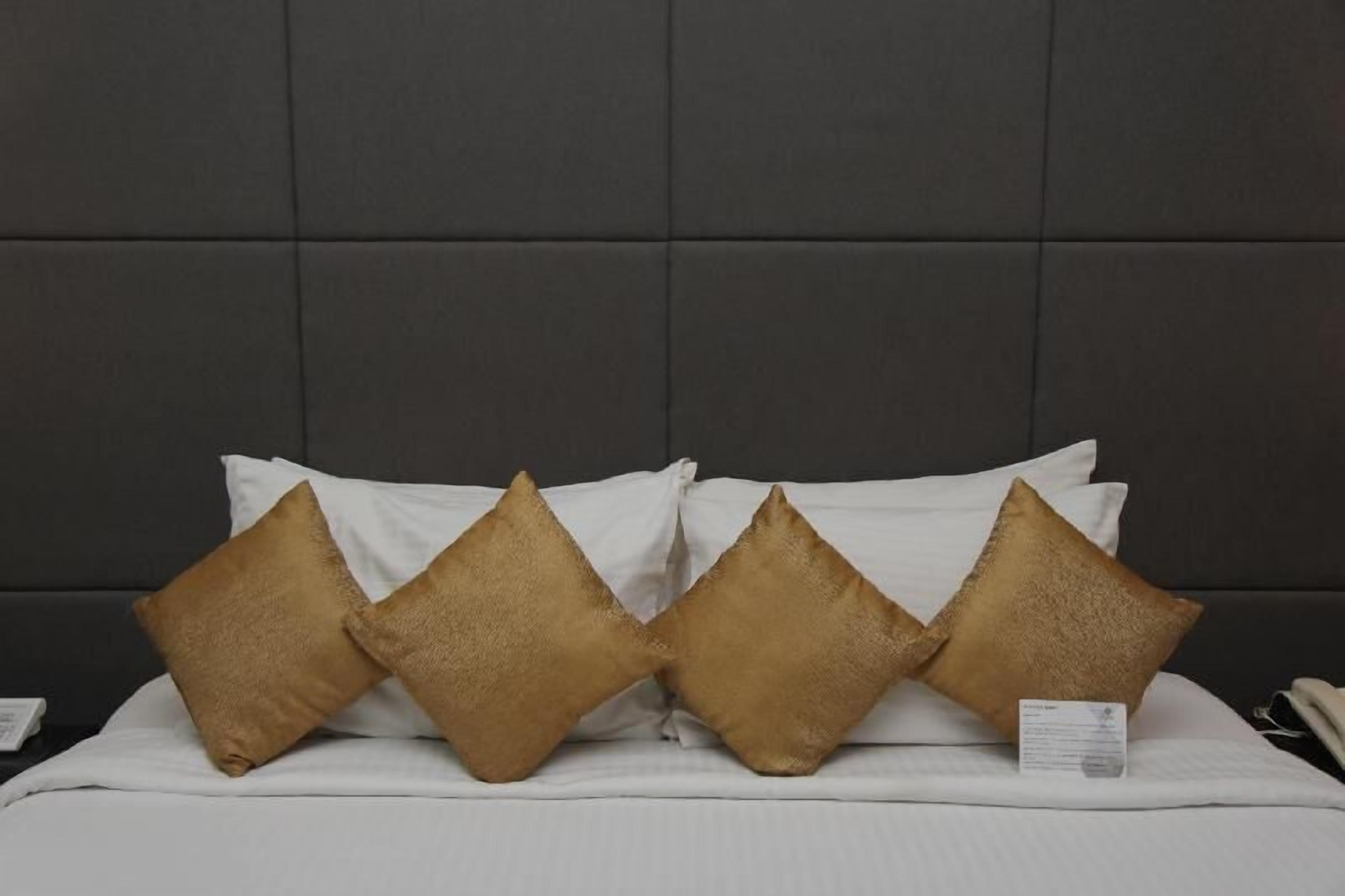 Minibar, in-room safe, desk, laptop workspace