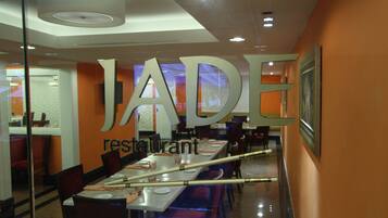 Café da manhã com buffet todos os dias (MYR 42 por pessoa)
