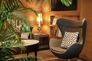 Sala de estar en el lobby