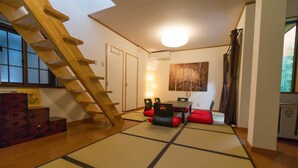 Townhome (5 futon, 2 semidouble, 1 sofa bed) | Vardagsrum