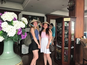 Déjeuner, dßner et souper servis sur place; cuisine vietnamienne