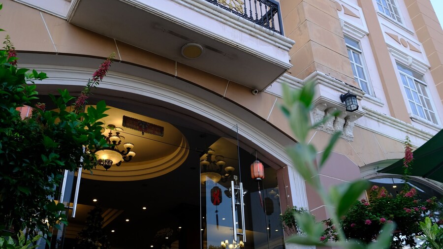 Hoa Phat Hotel & Apartment