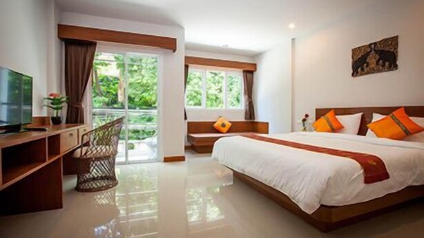 Room - Chollada Inn (Kamala)