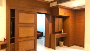 Standard Room - Chollada Inn (Kamala)
