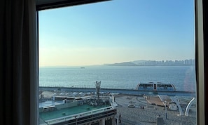 Premium Twin Room with Ocean View | Individually decorated, individually furnished, desk, free WiFi - Premiers Hotel (Incheon)