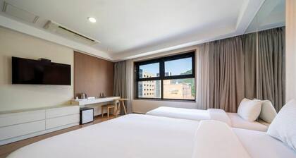 Premiers Hotel