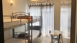 Standard Quadruple Room | Rollaway beds, free WiFi - City Backpackers - Hostel (Singapore)