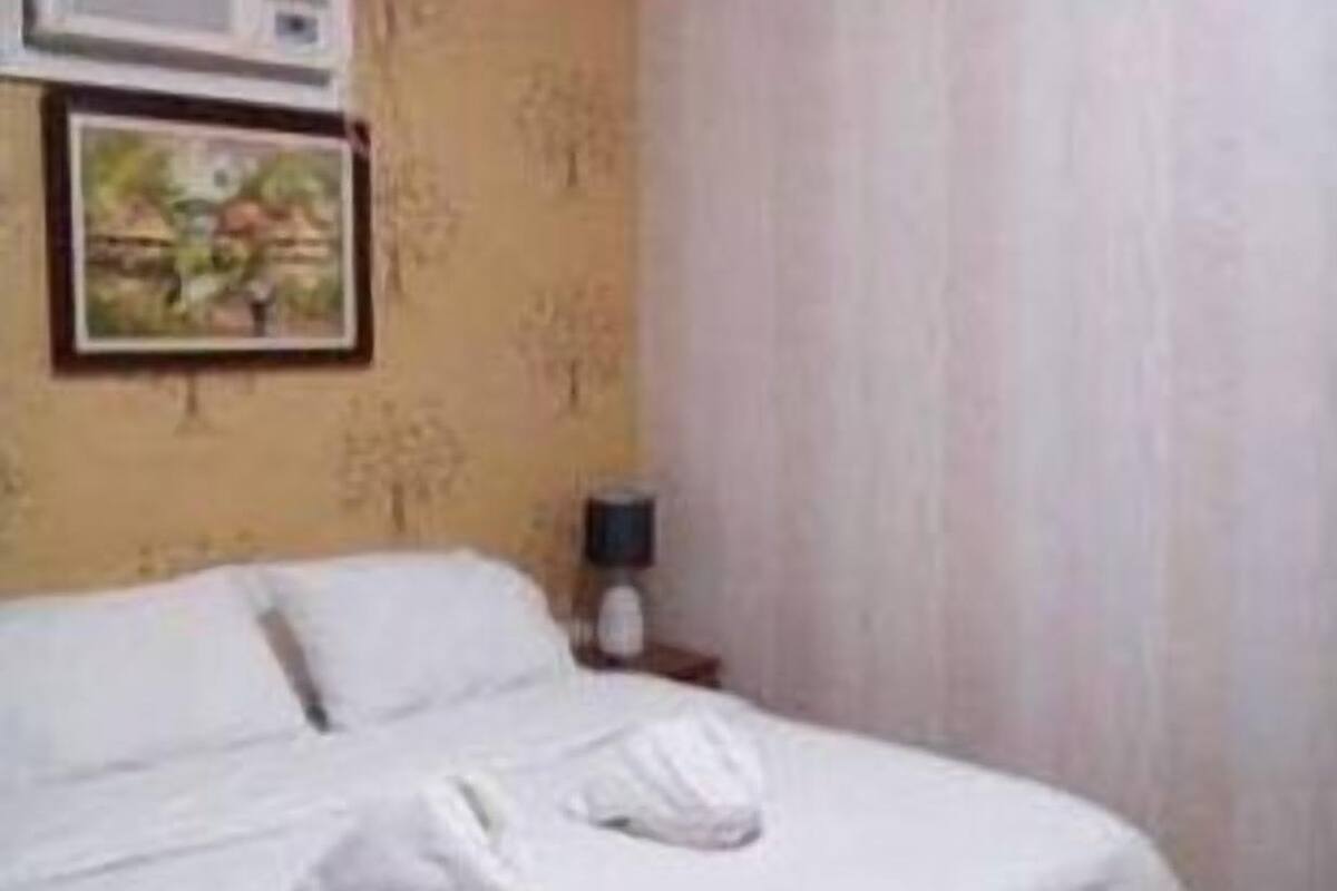 Standard Room, 1 Bedroom, Non Smoking | Premium bedding, down duvets, individually decorated