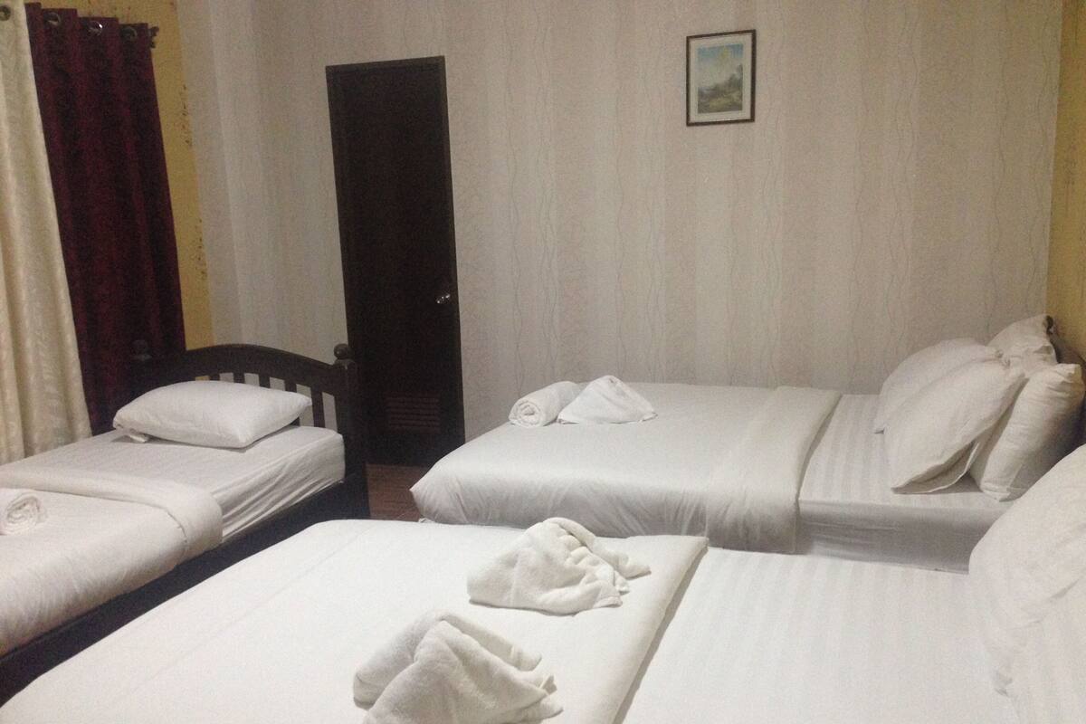 Family Suite, 1 Bedroom, Non Smoking | Premium bedding, down comforters, individually decorated