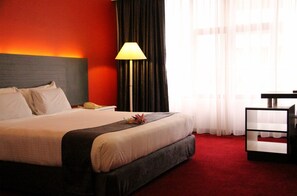 Phòng đôi hoặc 2 giường đơn Premier, không hút thuốc | Két bảo mật tại phòng, bàn, màn/rèm cản sáng, bàn ủi/dụng cụ ủi quần áo 