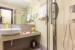 Dreibettzimmer | Badezimmer
