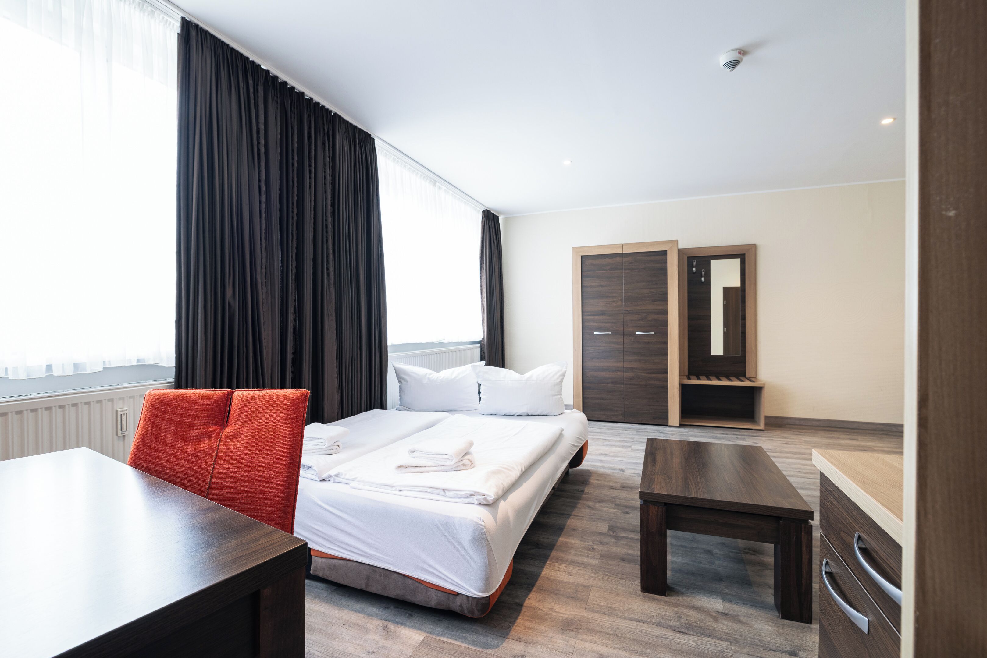 standard studio, kitchenette | living area | 32-inch flat-screen tv with satellite channels, tv