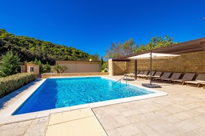 Seasonal outdoor pool