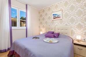 奢华活动屋, 2 间卧室, 露台, 临海 | 2 多间卧室、办公桌、免费 WiFi