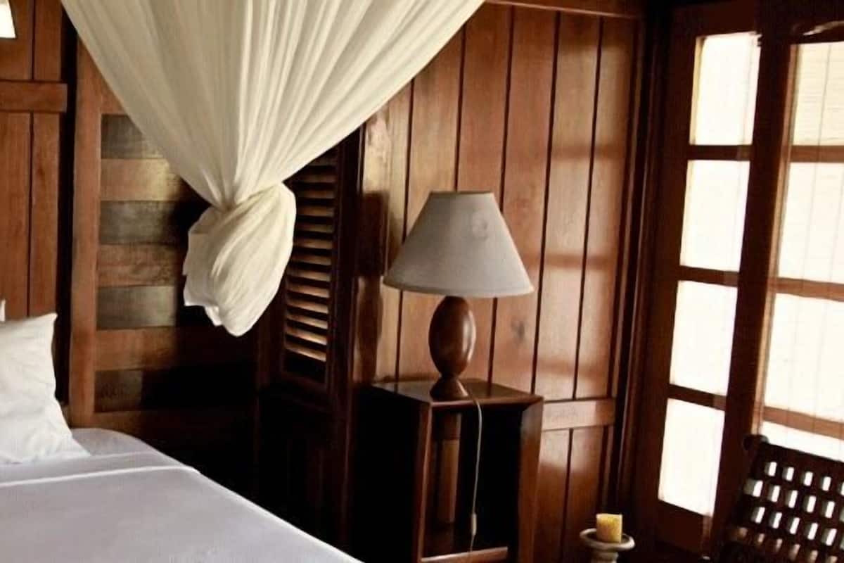 in-room safe, individually decorated, individually furnished