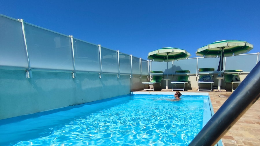 Amadei Hotel Figaro & Apartments