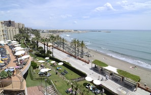 On the beach - MedPlaya Hotel Riviera - Adults Recommended (Benalmádena)
