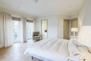 Cribs (free), WiFi (free) - Villa Charlotte (Bergen)