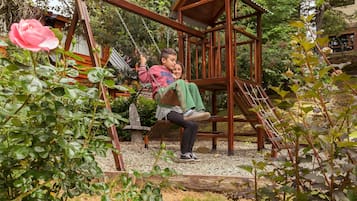 Außen-Kinderspielplatz