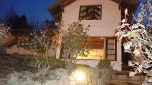 Front of property – evening/night - Mi sueño (San Carlos de Bariloche)