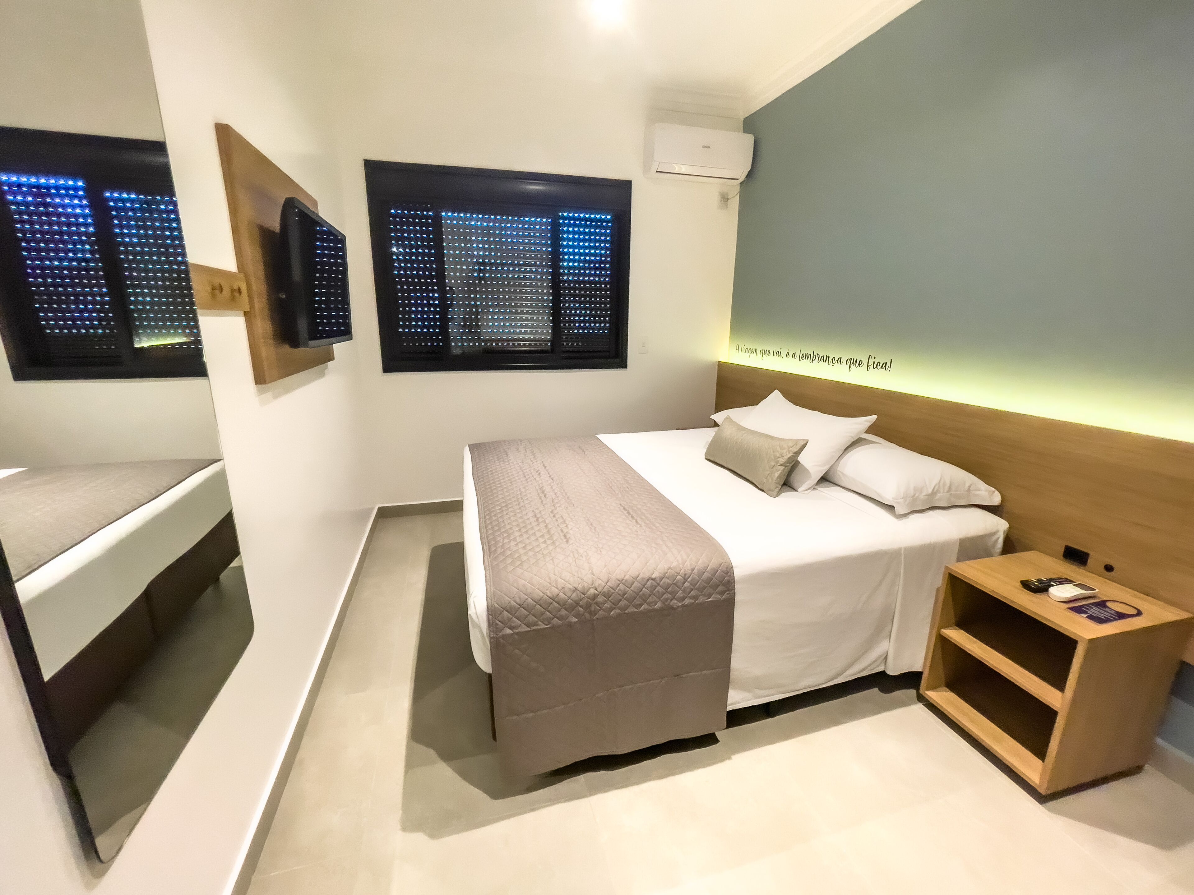 standard room | 1 bedroom, minibar, blackout curtains, free wifi