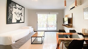 Premium bedding, down comforters, in-room safe, desk - Feel Buenos Aires (Buenos Aires)