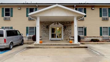 Vista frontal de la propiedad