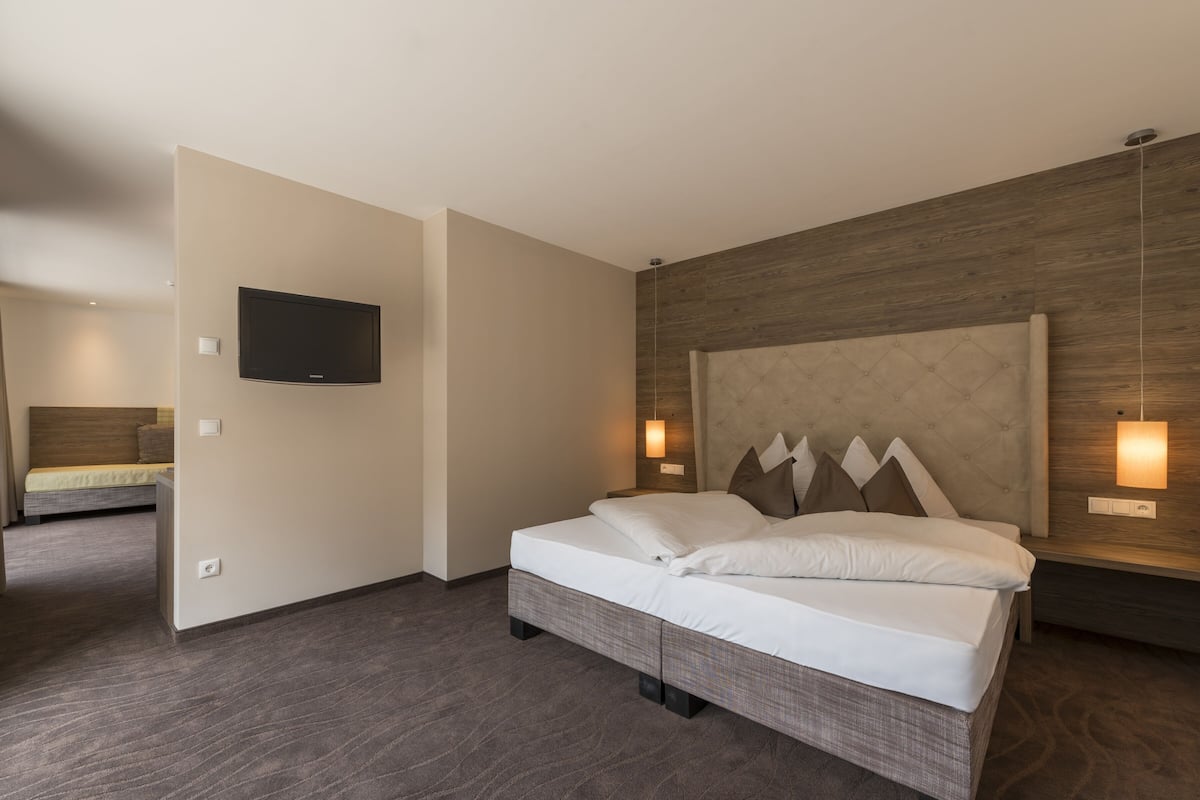 1 habitación, minibar, caja de seguridad en la habitación y escritorio