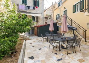 Terrace/patio - Peruzovic Rooms 2 (Split)