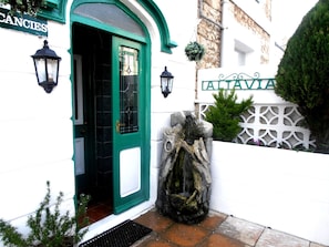 Property entrance - The Altavia Hotel (Sandown)