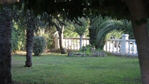 Garden - Hôtel du Soleil Bleu (Istres)