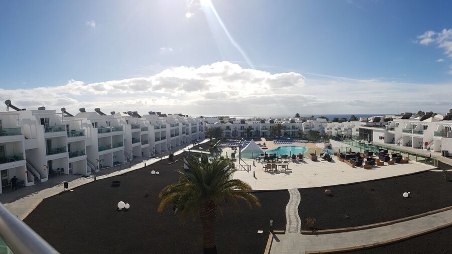 Hotel Plaza Palmeras