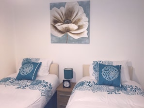 Standard Apartment, 2 Bedrooms | 2 bedrooms, iron/ironing board, rollaway beds, free WiFi