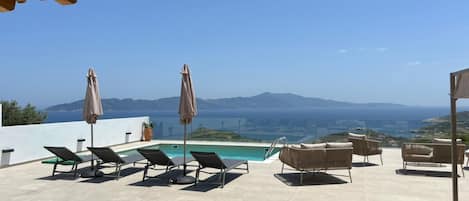 Luxury Villa, 2 Bedrooms, Sea View | Pemandangan pantai/laut