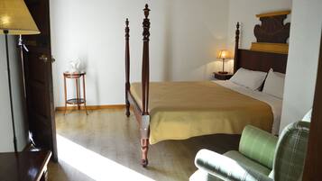 Doppelzimmer | Minibar, Zimmersafe, Schreibtisch, kostenloses WLAN