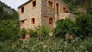 Exterior - Can Bernat Casetes (Selva)