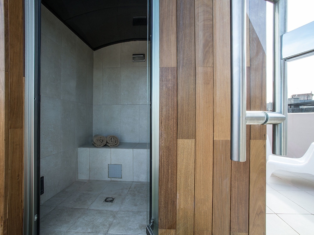 Axel TWO Barcelona by null