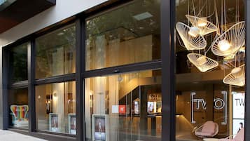 Habitació doble per a ús individual urbana | Entrada de l'allotjament