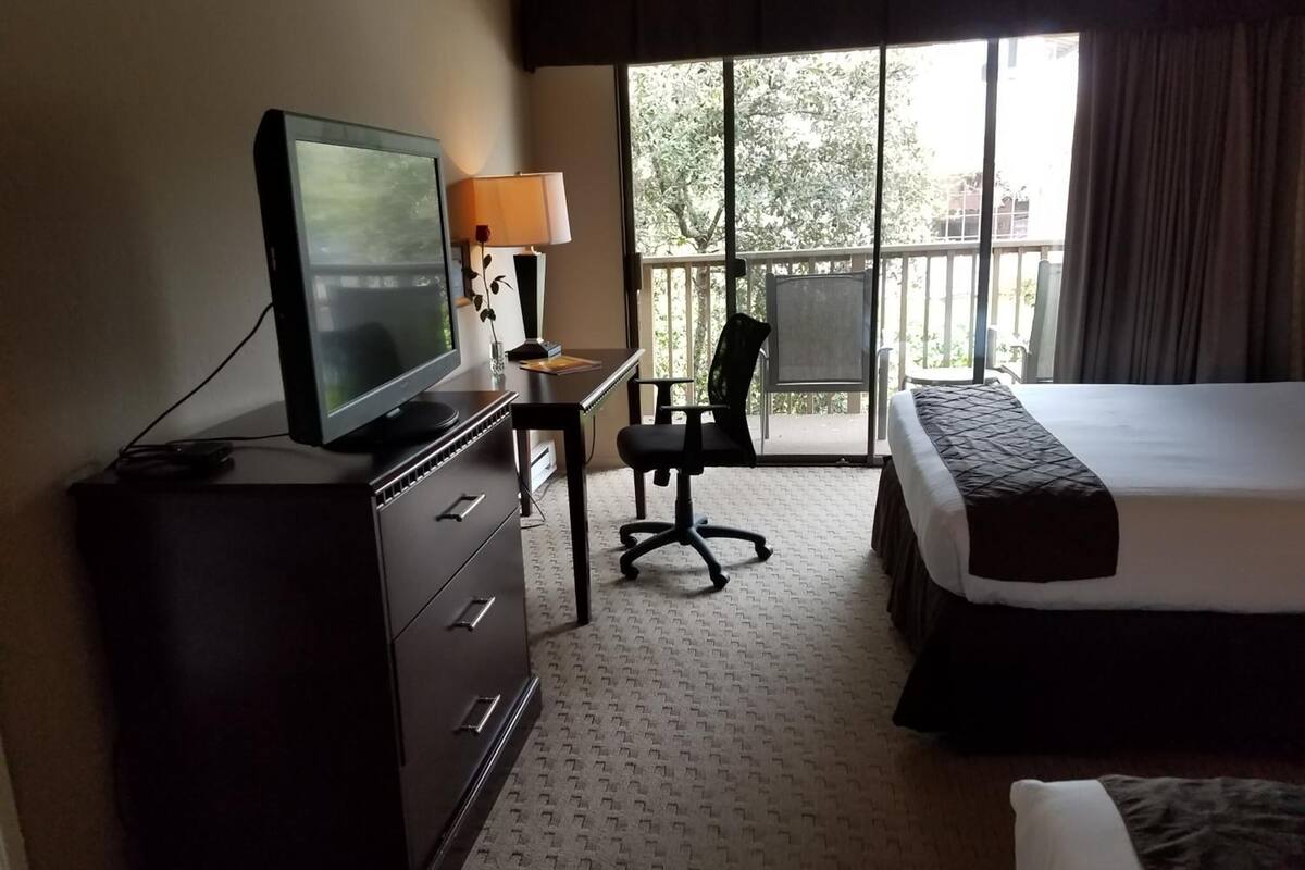 in-room safe, iron/ironing board, cots/infant beds, rollaway beds