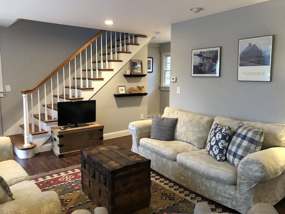 Parsonage Inn by null