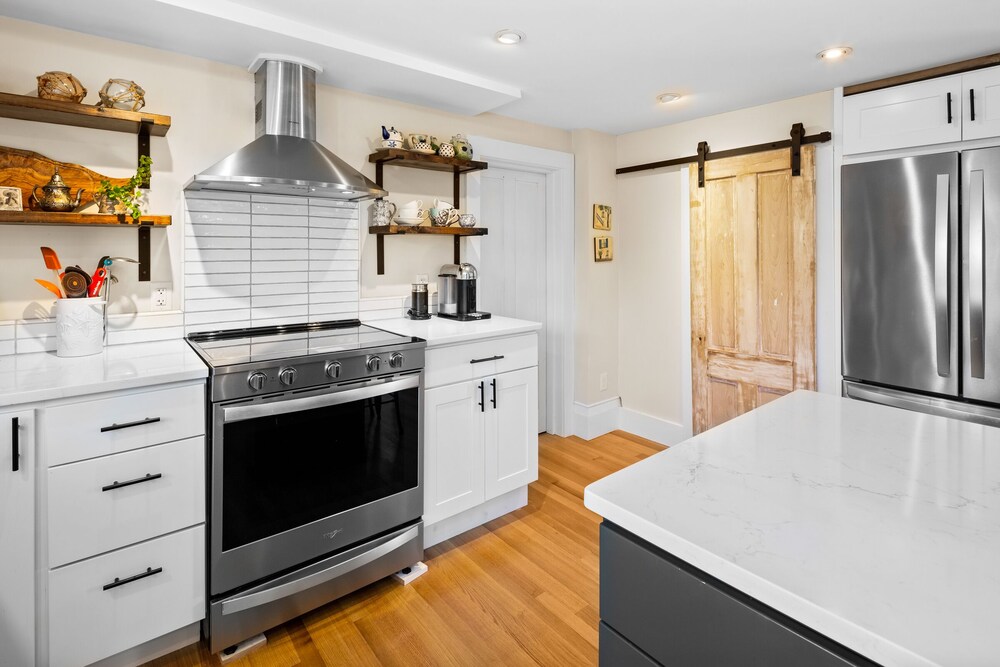 Parsonage Inn by null