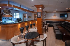Bar (on property) - Avenida de Fátima (Ourem)